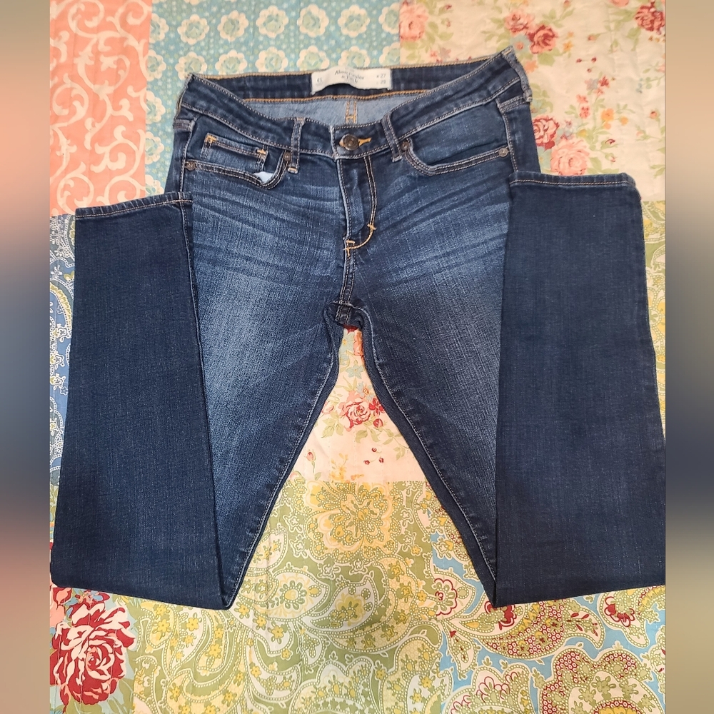Women's Abercrombie & Fitch Jeans, Size 4S/ W27xL29